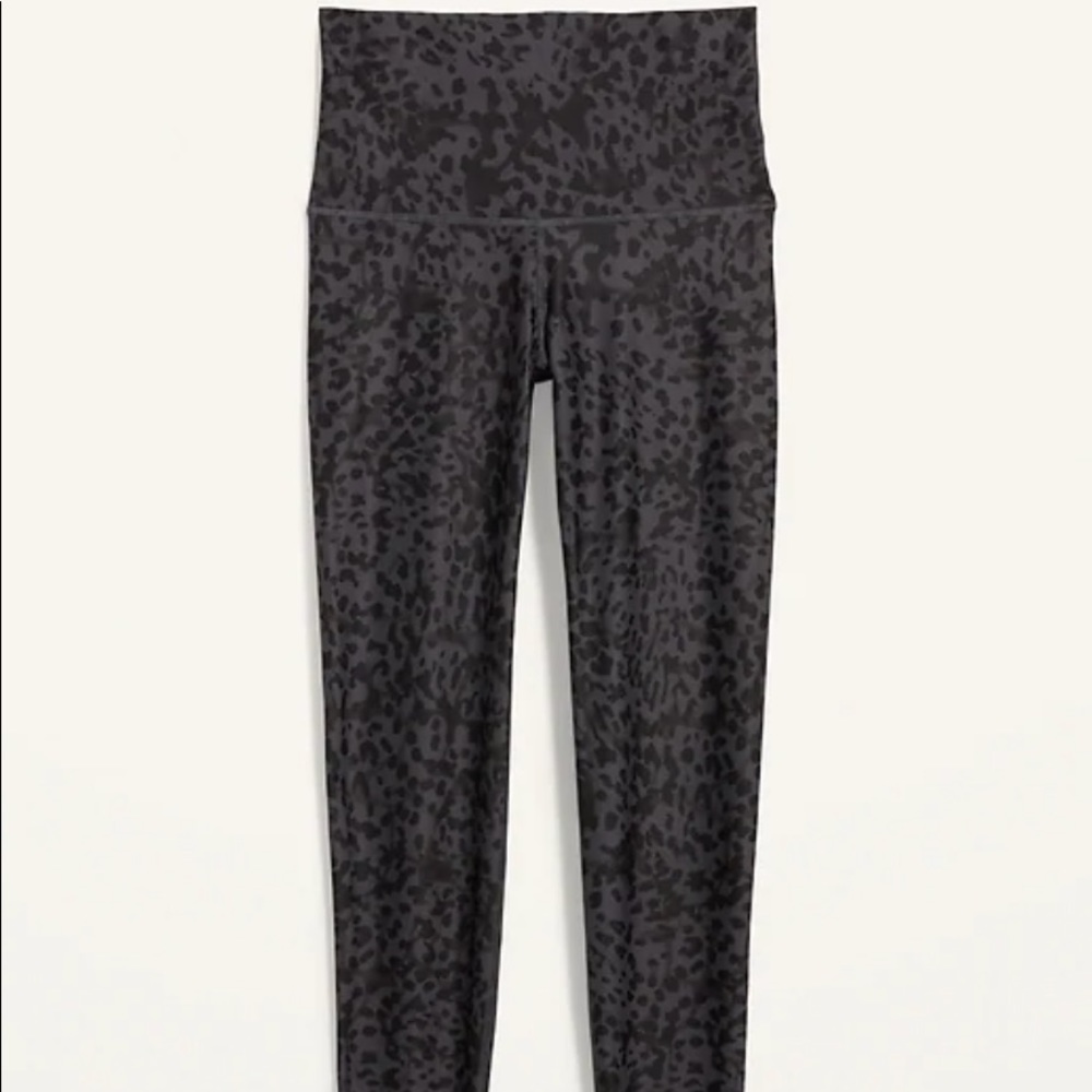 Extra High Rise Old Navy Active Leggings (go dry)